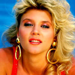 Ginger Lynn photo