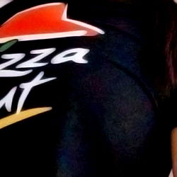 Momo (☞ﾟヮﾟ)☞ 🍑 photo