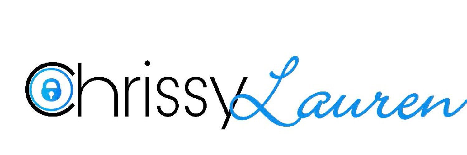 Chrissy Lauren photo