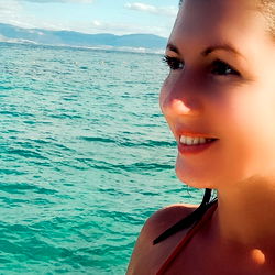 BETI'S SELFIES photo