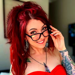 ✨Lizzi Blake✨ photo