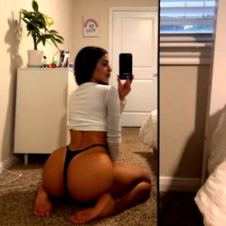 Angela Alvarez photo