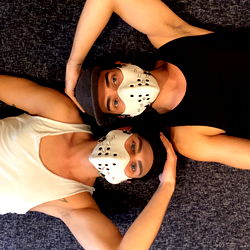 TWOHOTB ⚡️  (free) photo