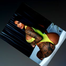 Iuhas Alexandra VIP photo