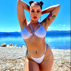 Nyxxlicious 👑 photo