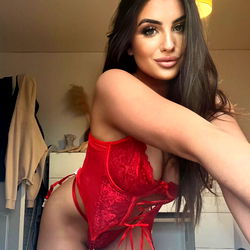 Lia Jane 🍒💦 photo