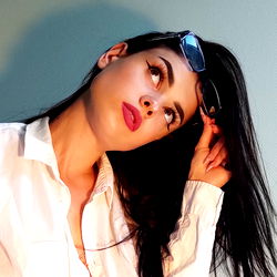 Vikki Hot 😈🔥 photo