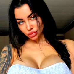 Cherry 🍒 Mary-Free photo