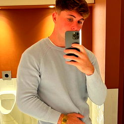 brad👅👅👅 photo