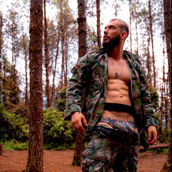 OLIVER COLT FREE photo