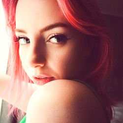 Alice Lovegood 🇬🇧 full length on feed photo