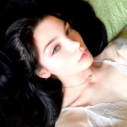 𝑬𝒔𝒕𝒉𝒆𝒓 ♡ photo