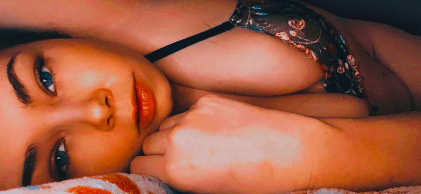 LovetheGiantess photo