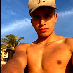 Derek Caicedo 🇨🇴 photo