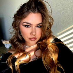 Kylie Jordan 🍦✨ photo