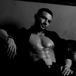 Nick Muscle Top photo