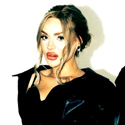 Cosmic 💫Daya photo