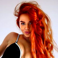 𝐌𝐈𝐒𝐒 𝐑𝐄𝐃𝐇𝐄𝐀𝐃🦊 photo