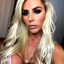 🎂𝐁𝐃𝐀𝐘 𝐆𝐈𝐑𝐋𝐘🎂 DAISY 🌸 photo