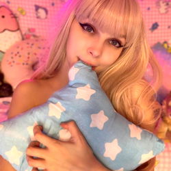 🍓 LittleKitty69 photo