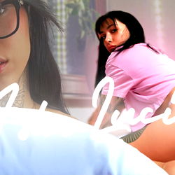 ASIA LUCIA🩷 photo