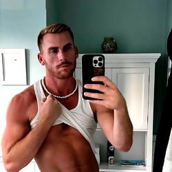 Tommy Alexander photo