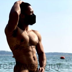 Areallyweakguy photo