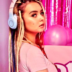 Mary Rose 🎀 photo