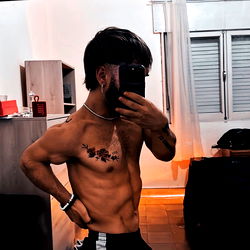 NAEL (𝐓𝐎𝐏% 𝟎,𝟎𝟐) photo