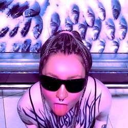 Glitch Girl✨ photo