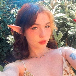 🌱 Gwen 🌱 photo