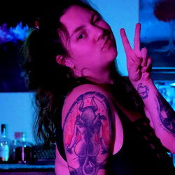 Miss Jen💚Promos - Contests - Creator 🇨🇦 photo