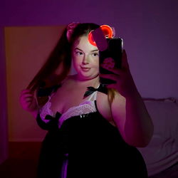 chubbybellyredhead photo