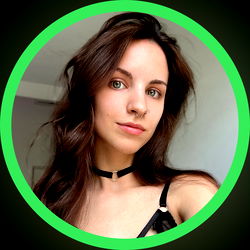 Lisa Joyce 🟢 photo