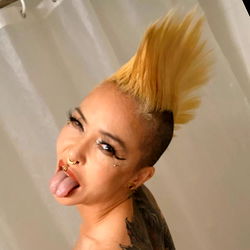 𝐌𝐀𝐒𝐔𝐈𝐌𝐈 𝐌𝐀𝐗 photo