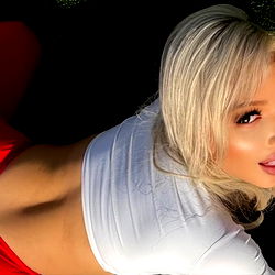 Kylie Page VIP🏆 photo