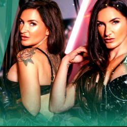 Adreena Winters photo