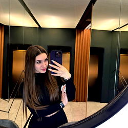 🍑 Tori Hayes 🍑 photo