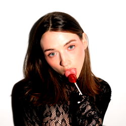 Brooke Tilli ♡ photo