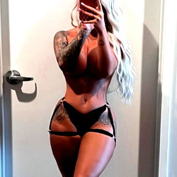 badasscassfit 🥵 photo