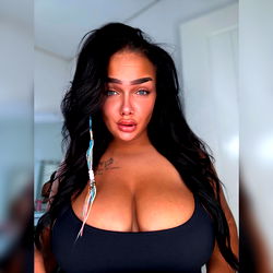 Let’s be secrets🤫 photo