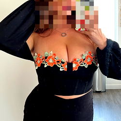 Brunettebarbieeeee© photo