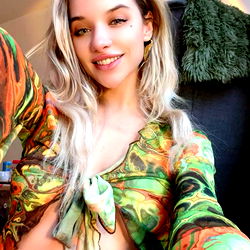 Alt Barbie💕🕷️ photo