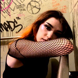 𝕎𝕣𝕖𝕟 𝕩𝕠𝕩𝕠 photo