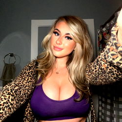 MaddieMae FULLY NUDE💦 photo