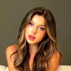 Alexia Skye 🎀 photo